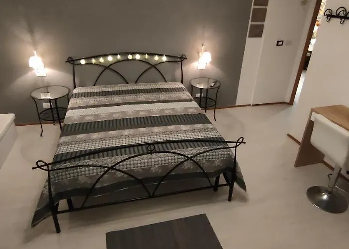 Πανσιόν La Tana Della Volpe